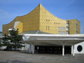 Dia 4 Concert hall designed by Hans Scharoun, chief planner of West Berlin